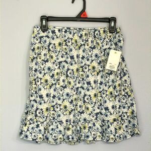 SO Women’s Blue White Daisy Floral Print Ruffle Hem Mini Skirt Summer Size M